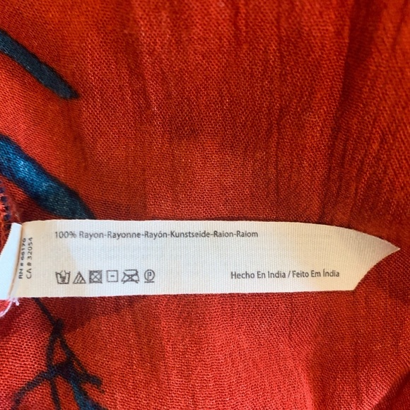 Free People Beau Red Floral Print Smocked Maxi Dress Size Small - Picture 9 of 10